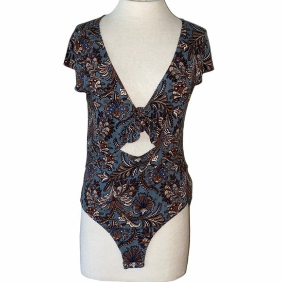 American Eagle Outfitters Tops - ✨2/$15 American Eagle Extra Large Bodysuit green